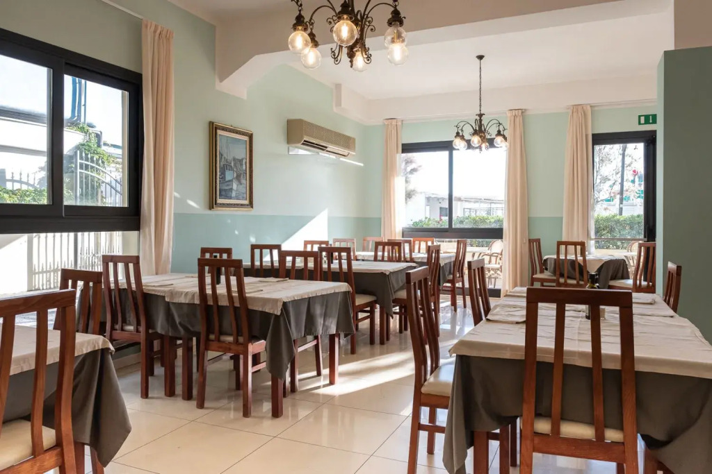 Hotel Pironi