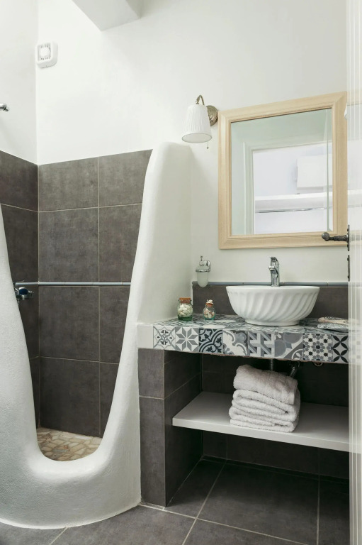 Skaris Homes