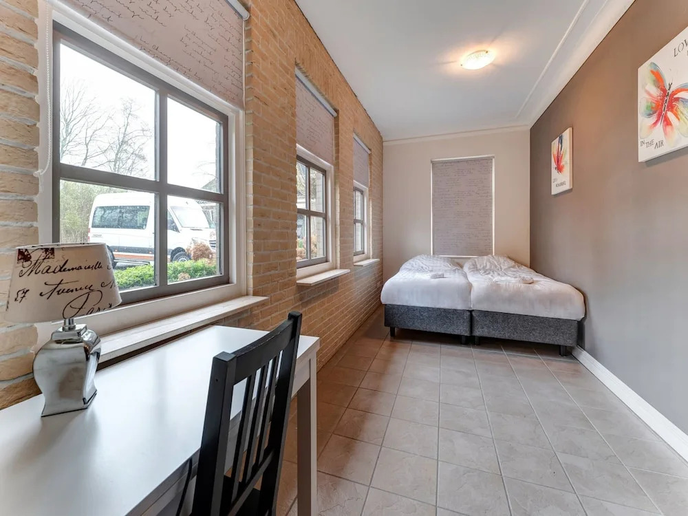 Cosy Flat Near the Beaches
