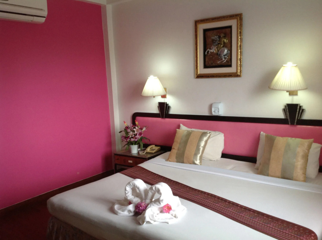 Thai Hotel