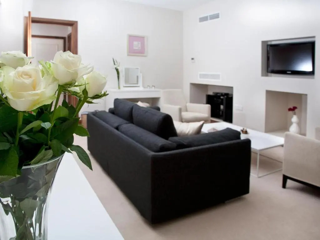 Arlington House Serviced Apartments