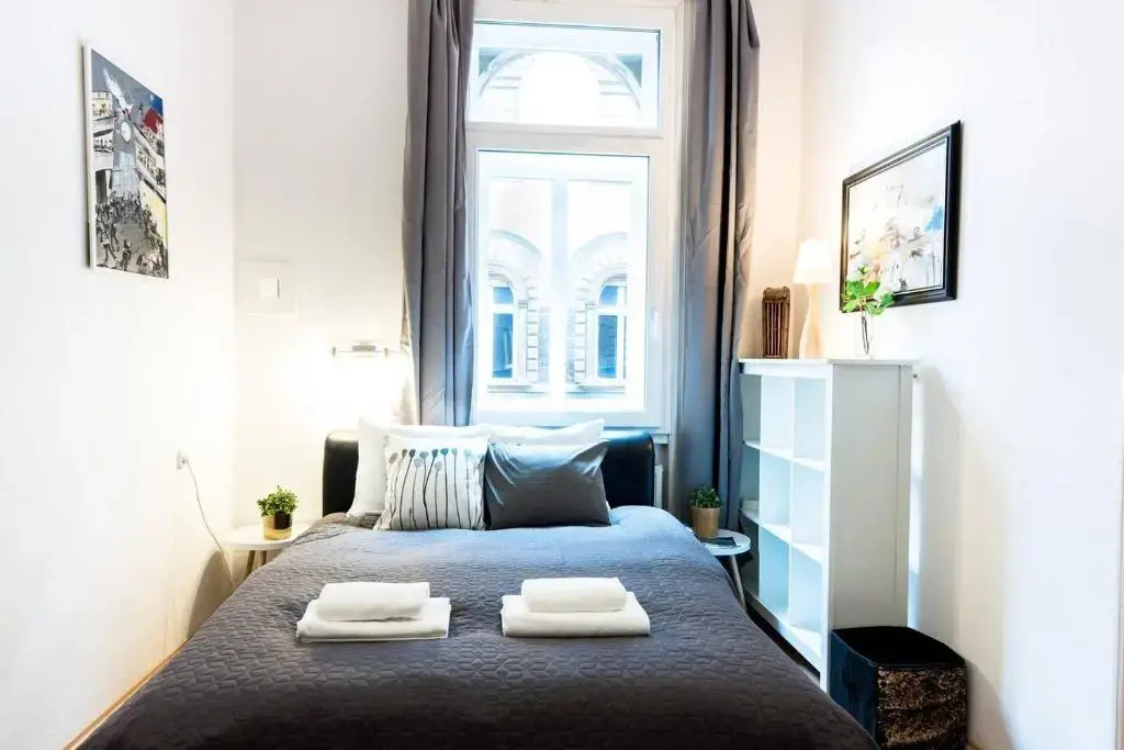Cosy and central apartment with 4 bedrooms and A/C
