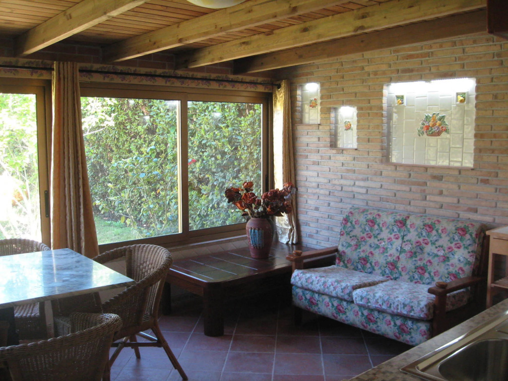 Country Apartments