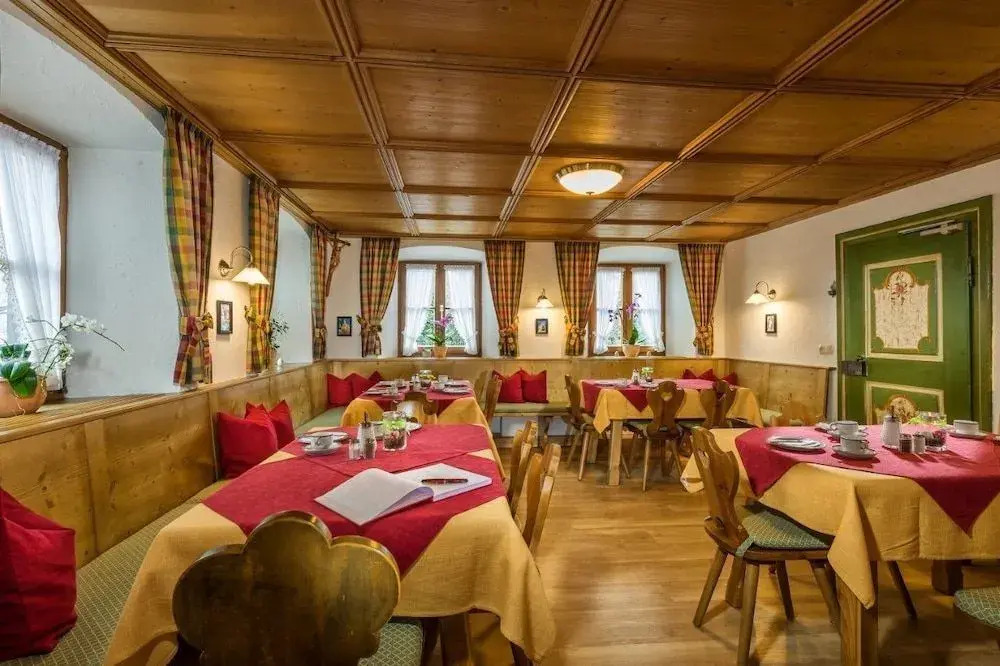 Gästehaus Enzianhof Hotel Garni