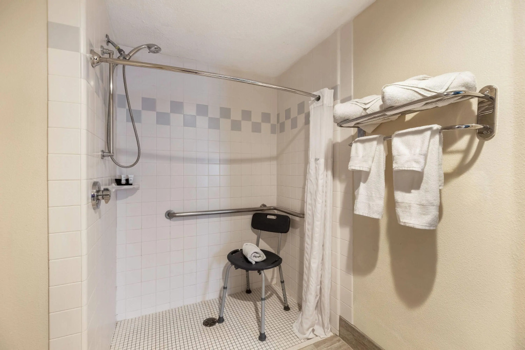 Baymont by Wyndham Janesville