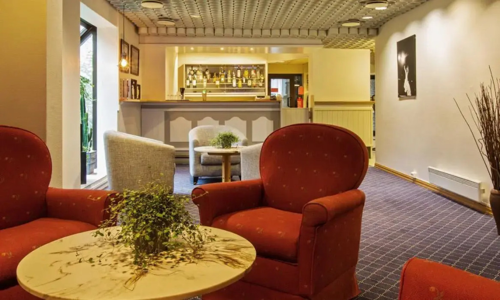 Thon Hotel Måløy