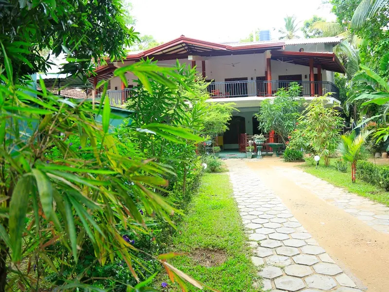 La Safari Inn