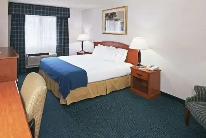 Ramada by Wyndham Santa Fe