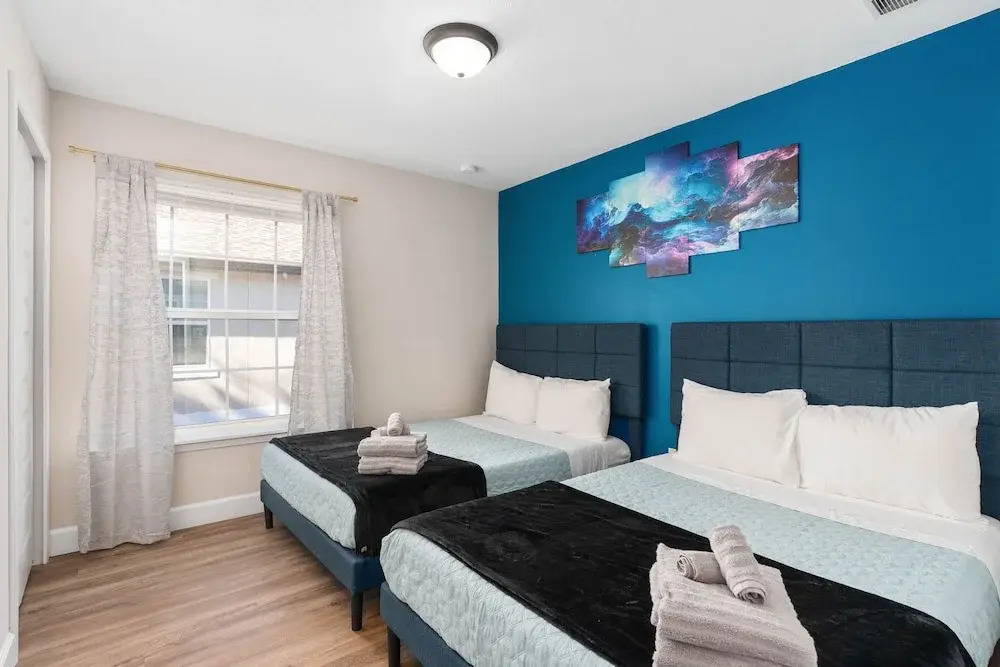 Super Luxe- Sleeps 17 W Designs Near Disney