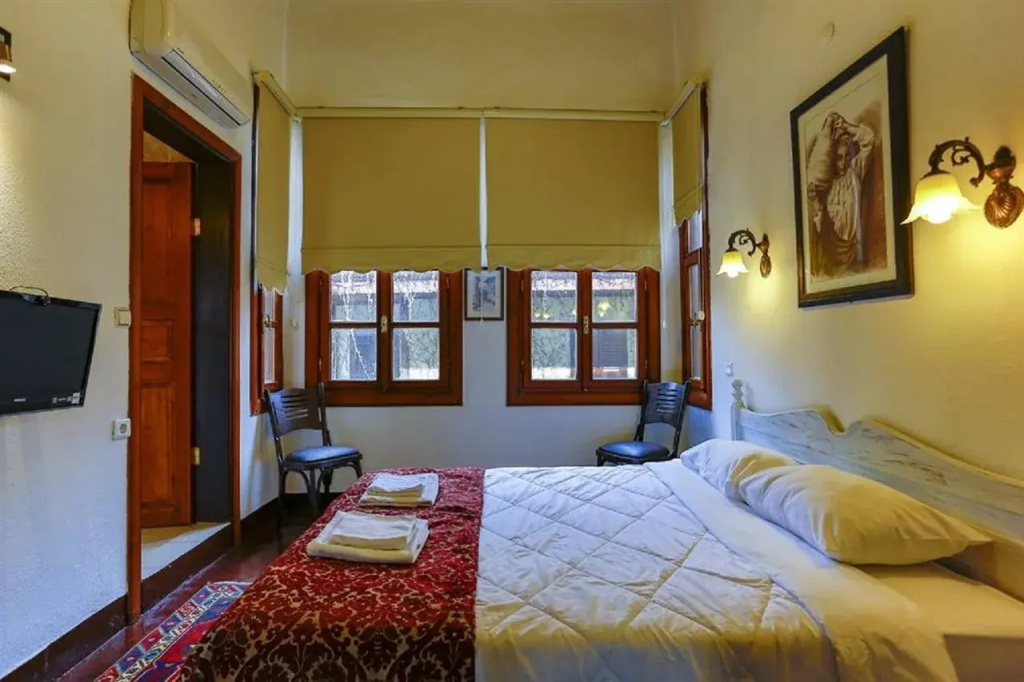 Atelya Art Hotel