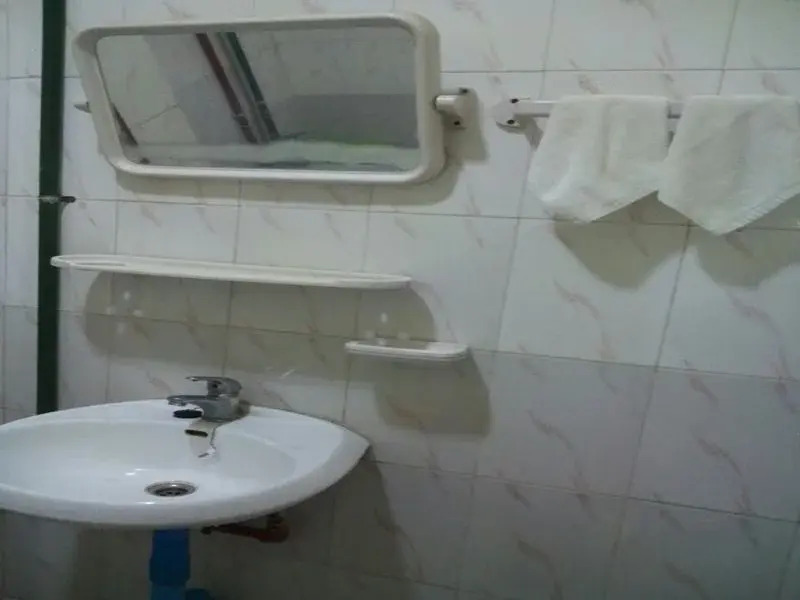 Pun Swe Taw Hotel
