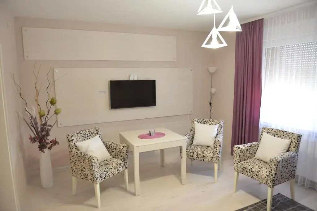 Apartmani Tomić