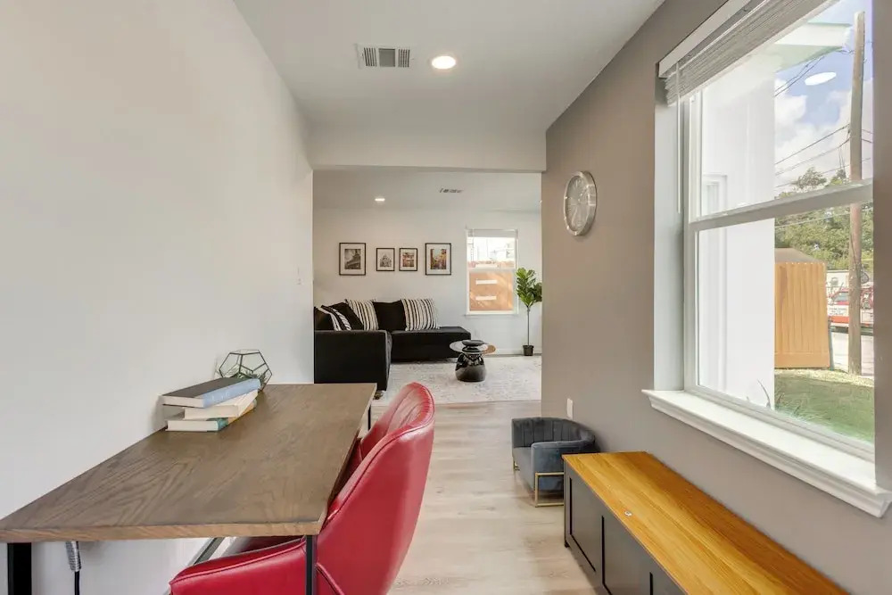 Updated Home w/ Hot Tub in Houstons Northside