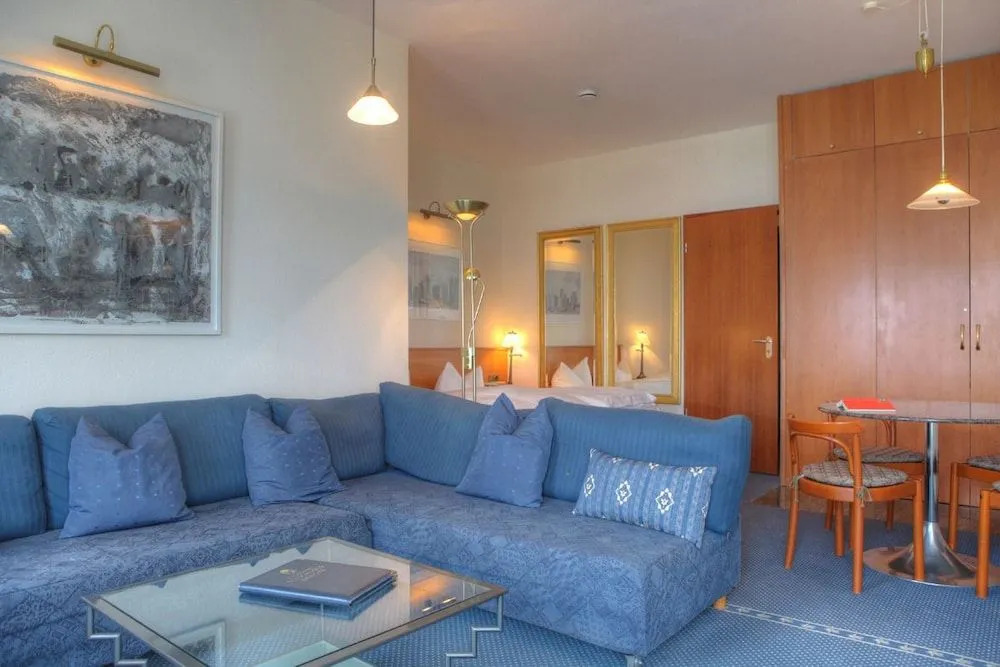 SEETELHOTEL Ostseeresidenz Bansin mit Pool und unmittelbarer Strandnähe
