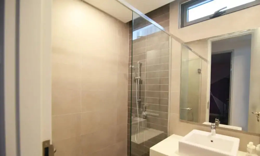 VIVO Residential Suites Mid Valley by EcoSuites