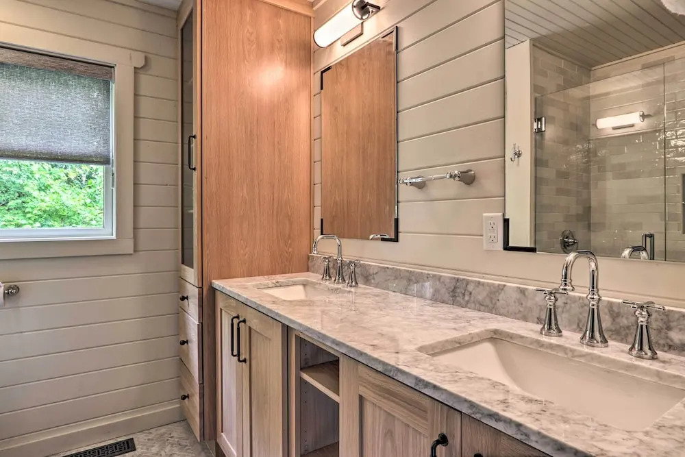 'the Moonshine' Cabin: Hot Tub, 3 Mi to Dollywood