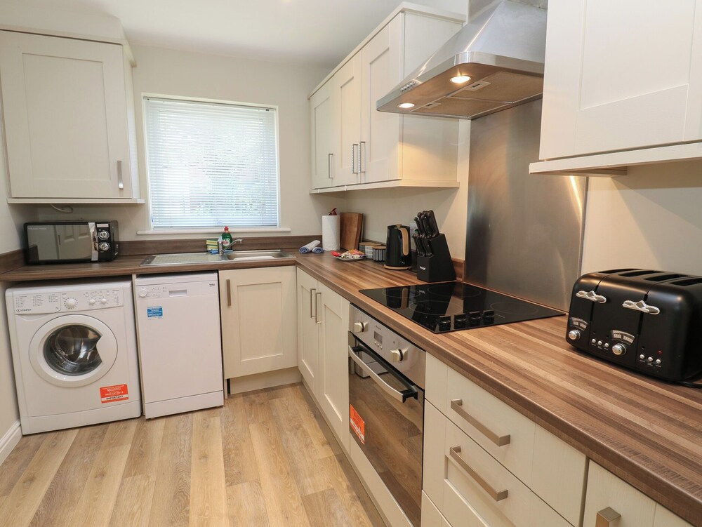 5 Ashcroft Mews