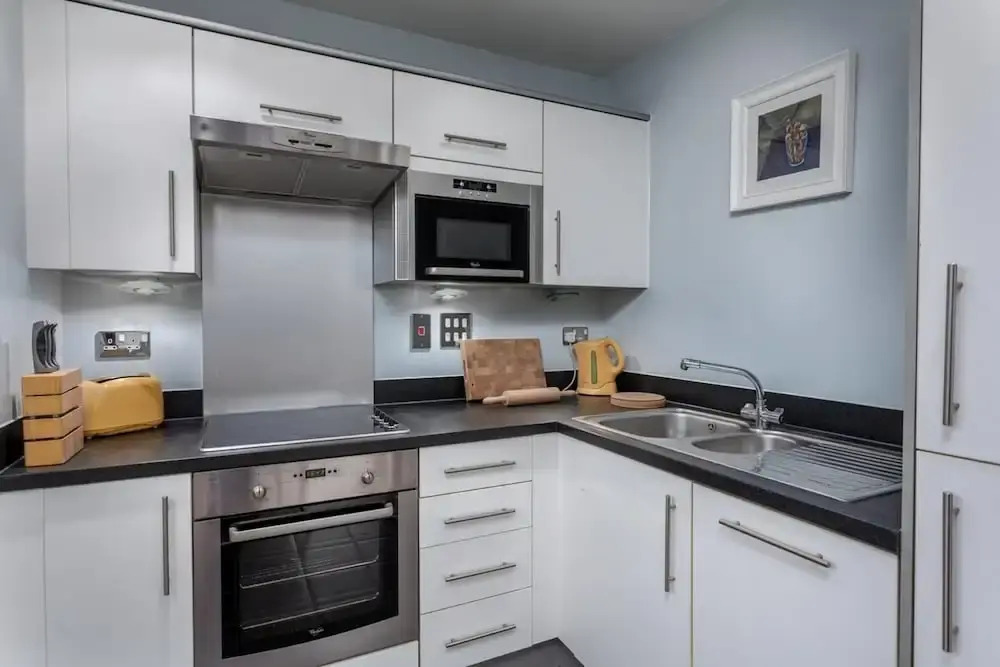 Bright and Stylish Kennington Gem