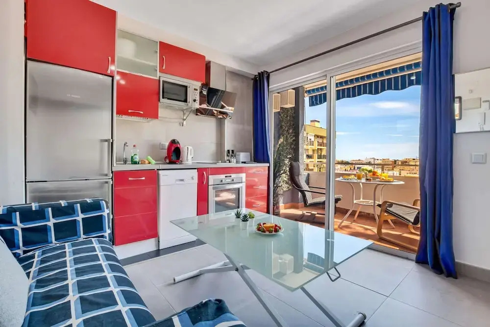 Apartment in Torremolinos Near Beaches