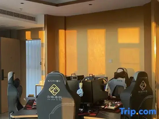 Yunzhen Xiyue Esports Hotel (Hongqi Street Xinli Plaza Branch)