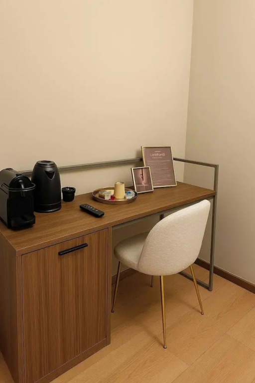 Urban Hotel