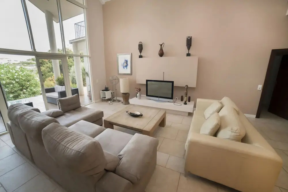 encantador y amplio estudio a 15 min de Marbella