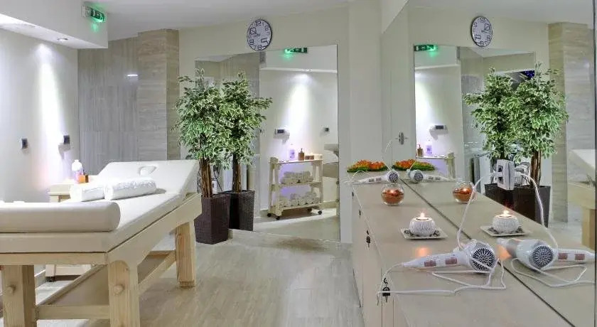 Garni Hotel Aveny