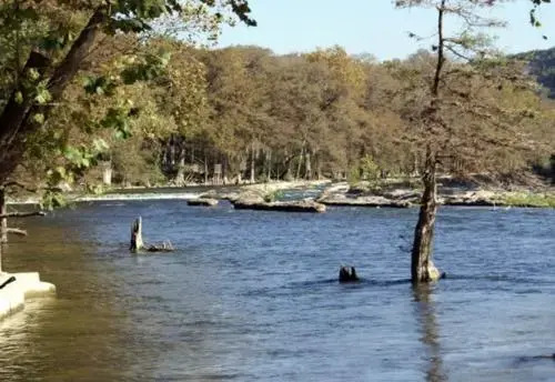 Rio Cancion on the Guadalupe - Cabin #2