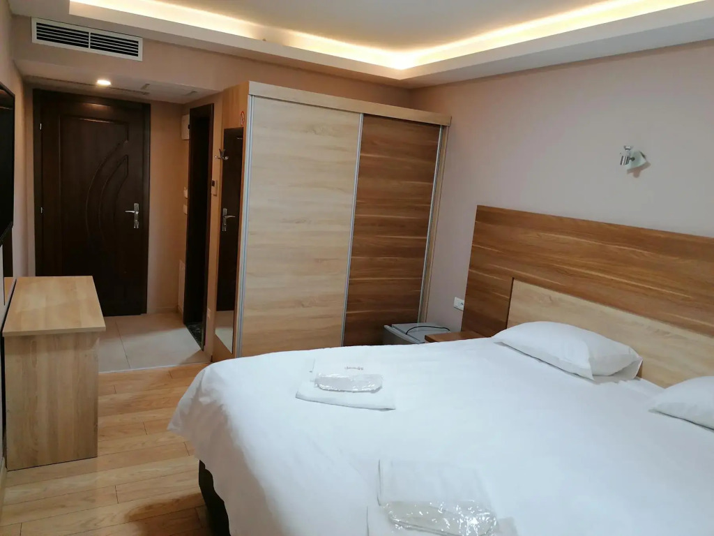 HOTEL IMPERIAL STRUGA
