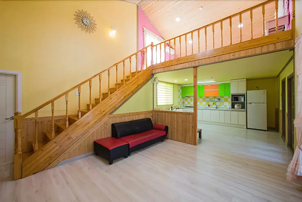 Ganghwa Pink House Pension