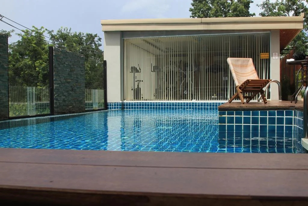 Chic View
