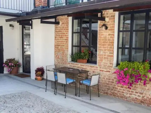 La Tintoria Suites