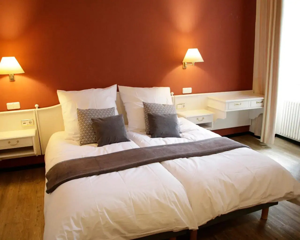 Z&B Hotel