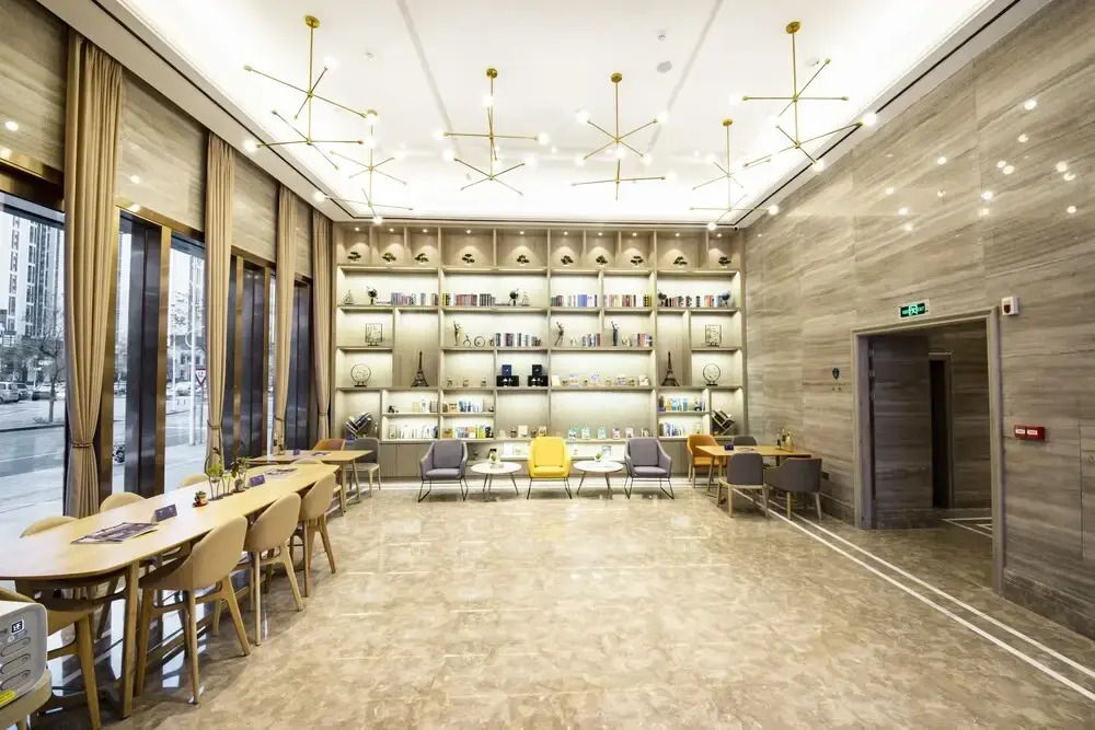 Kyriad Marvelous Hotel（Foshan Sanshui Wanda Plaza Branch）