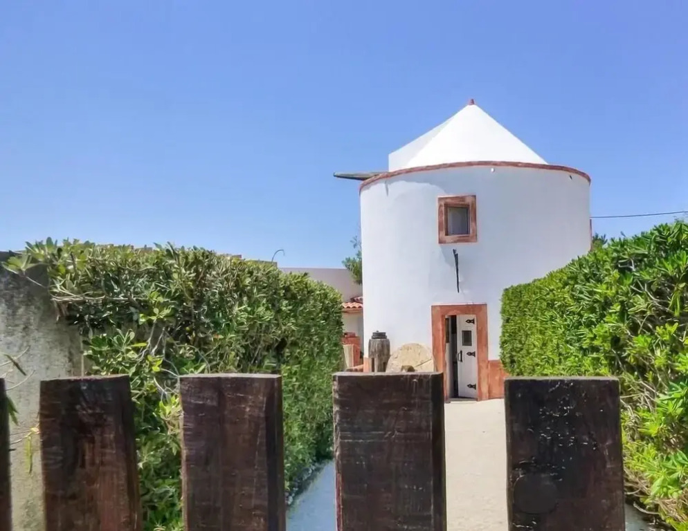 Pura Vida Atlantic Lodge