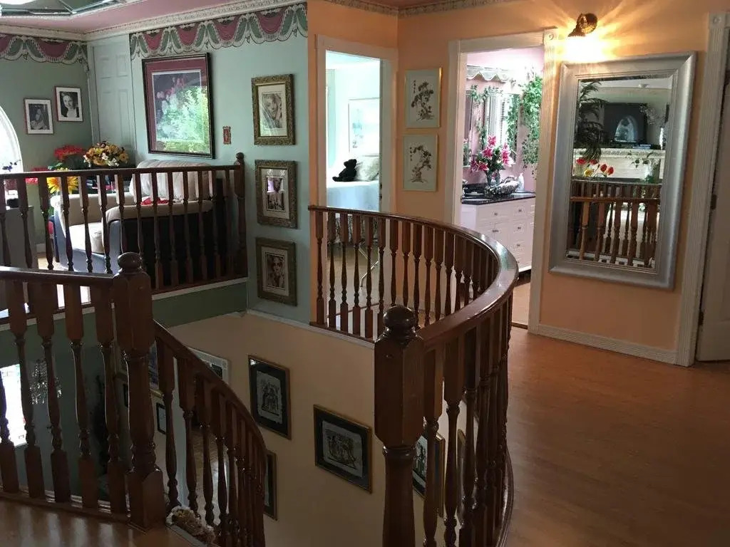 Dianas Luxury Bed and Breakfast