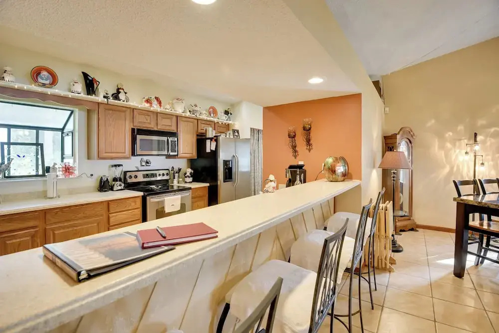 'pirate Cove' Home in Welaka: Dock & River Access!