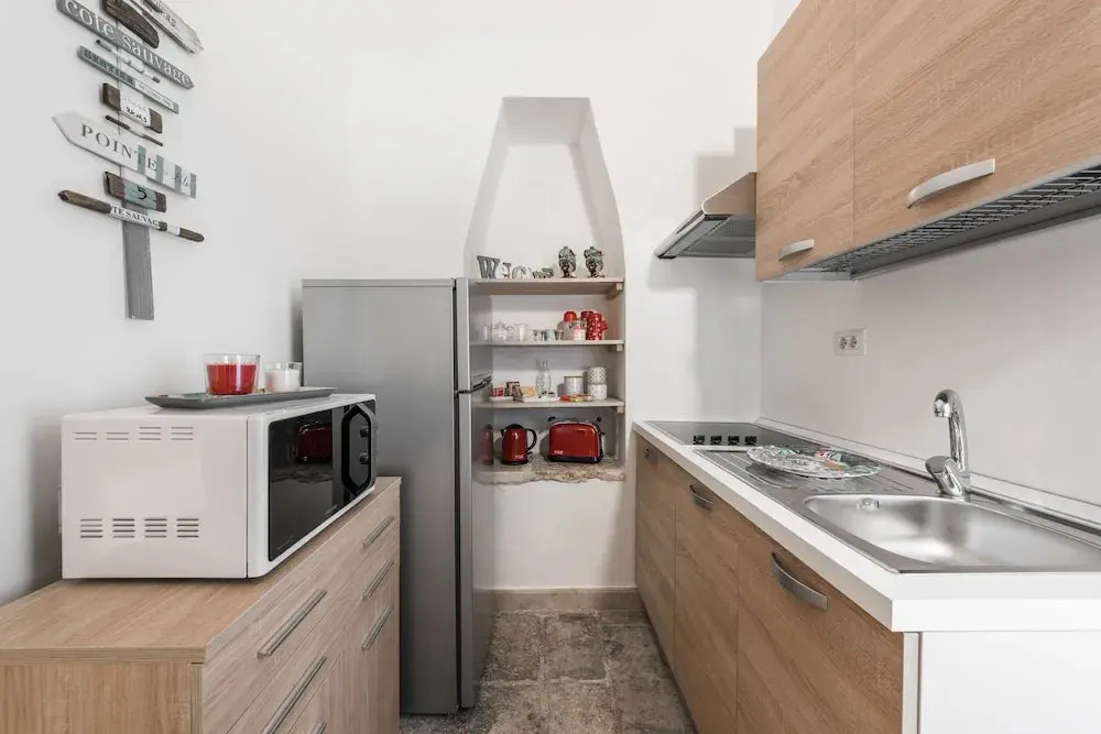Stone Apartment M8 Bari City Center