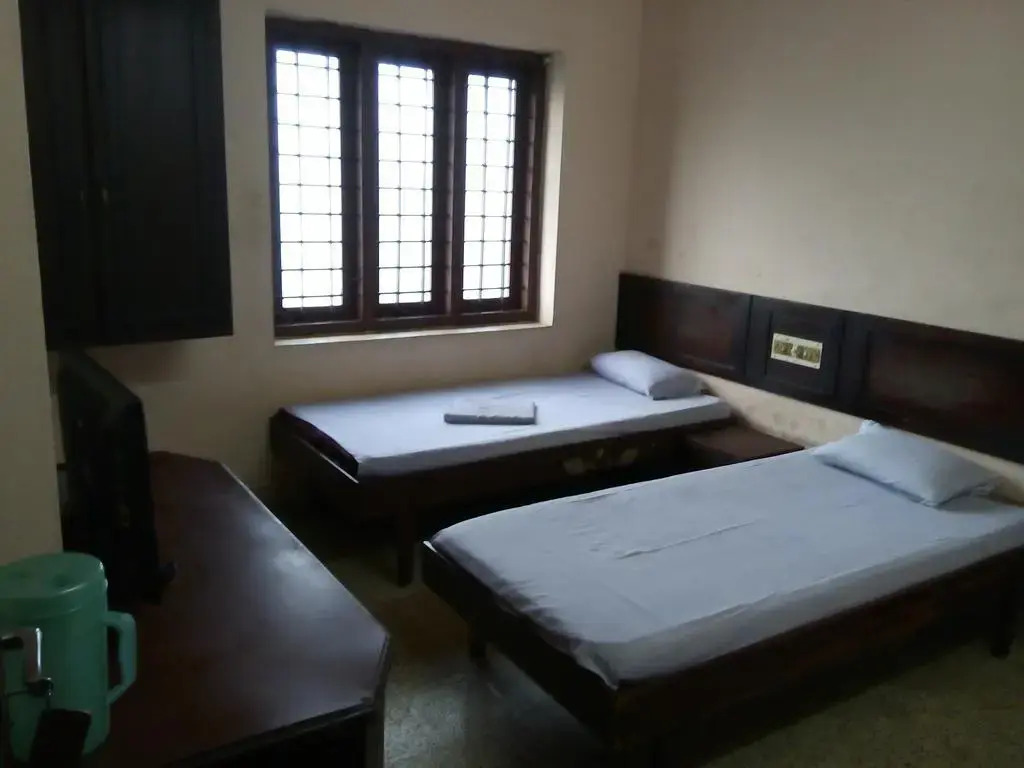 Aravind Guest House