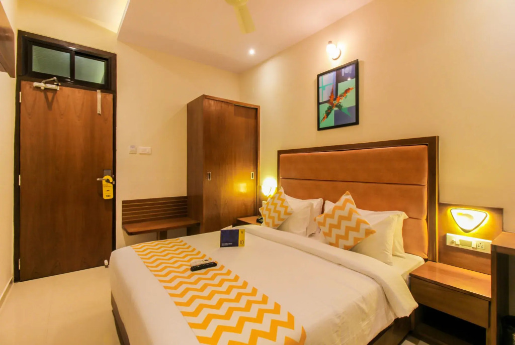 FabHotel Balaji