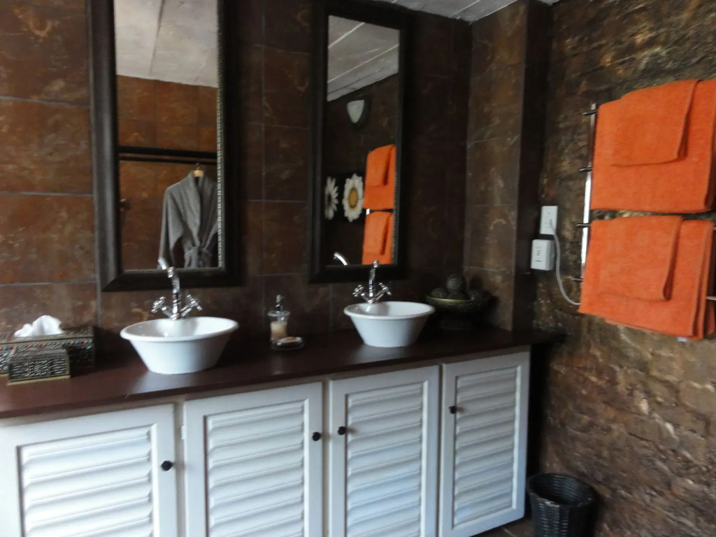 Ama Zulu Guesthouse & Safaris