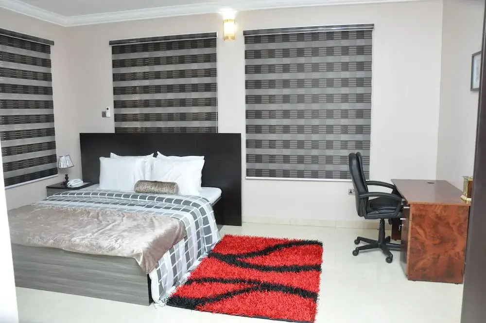 Alcredo Inn