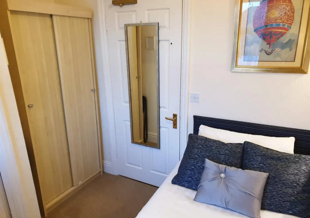 Abbeydale Hotel