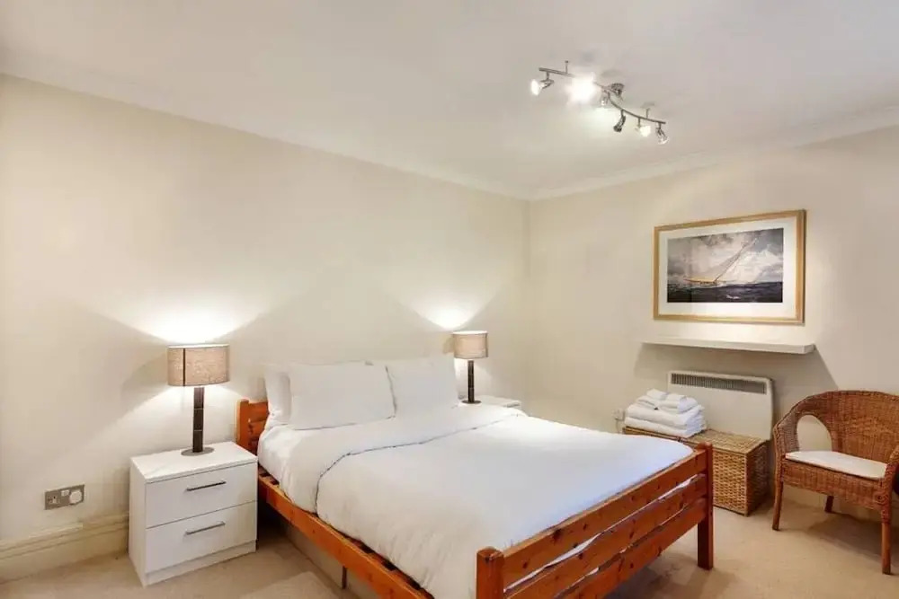 Lovely 1bed W/patio - 10 Mins From Hyde Park