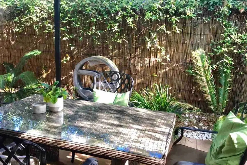 Bright 2 Bedroom Apartment In A Great Location