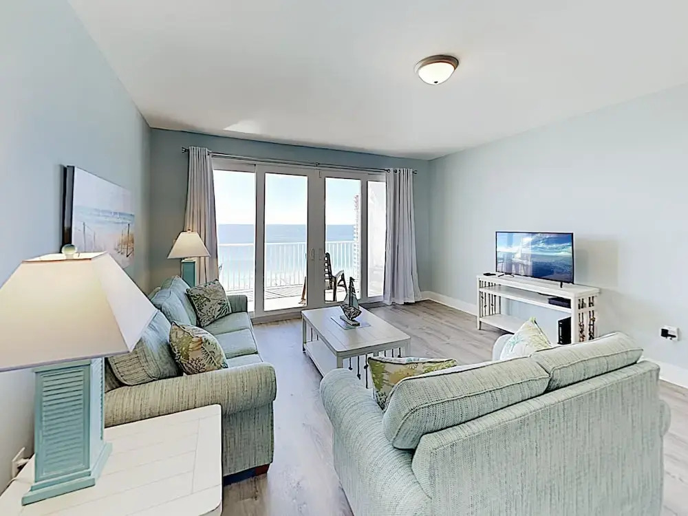 Gulf-view W/ 5 Pools & Private Beach Access 2 Bedroom Condo
