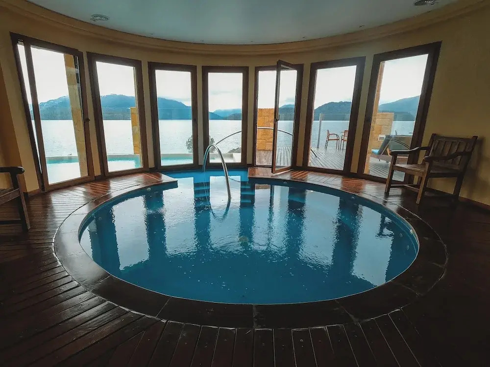 Rent Up -Casa junto al lago Nahuel Huapi