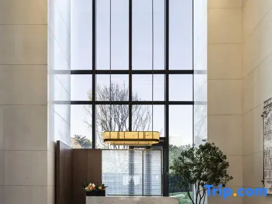 Poly Residence Giada