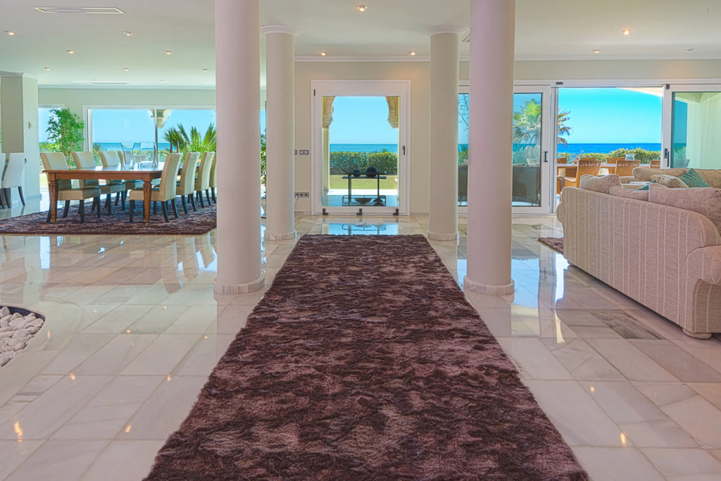 Villa South Beach