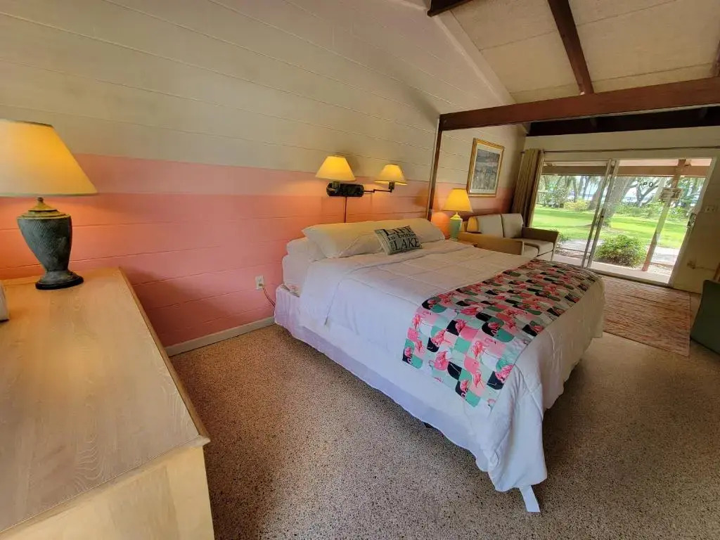 Tropical Marina & Resort on Lake Beresford